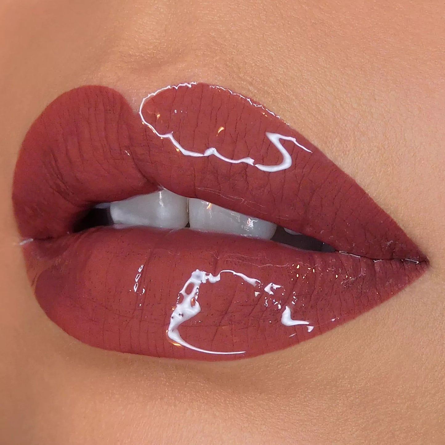 NYX SHINE LOUD LIP GLOSS “BOUNDARY PUSHER”