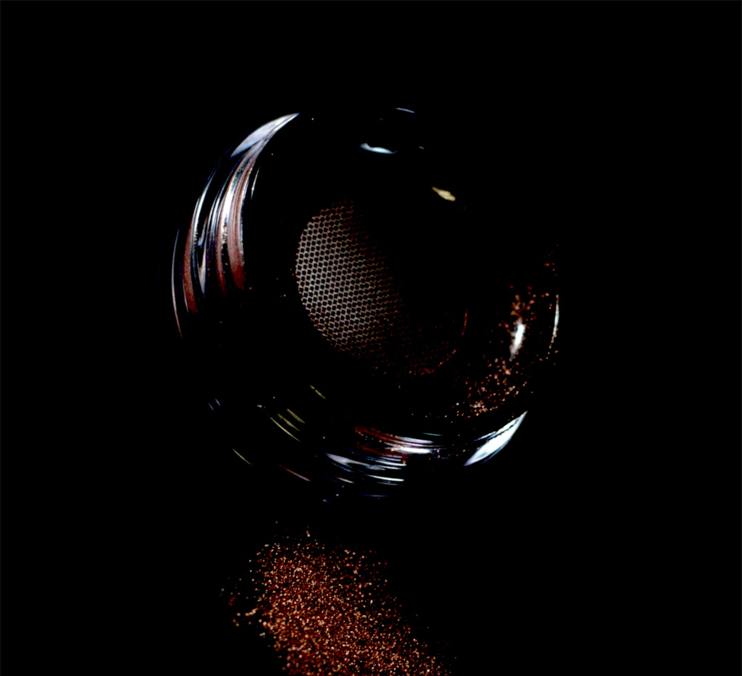 BOSS BEAUTY “GLOW SHIMMER” POWDER