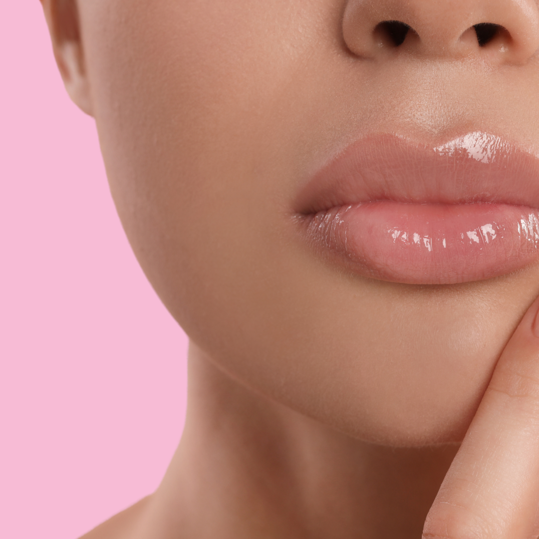 BOSS BEAUTY “LUMINIZER & PLUMPING GLOSS”